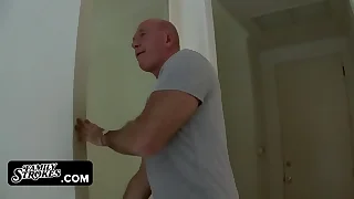 Sniffing stepdad drag inflate unconnected with Trinity StClair